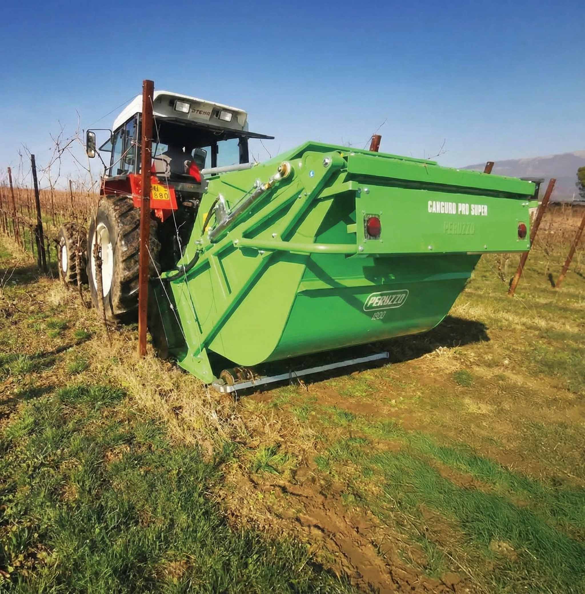 Peruzzo Canguro Super 1800 Italian-made flail collector mower, 68" working width