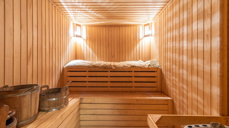Infrared vs. Traditional Saunas: Which One Is Right for You?