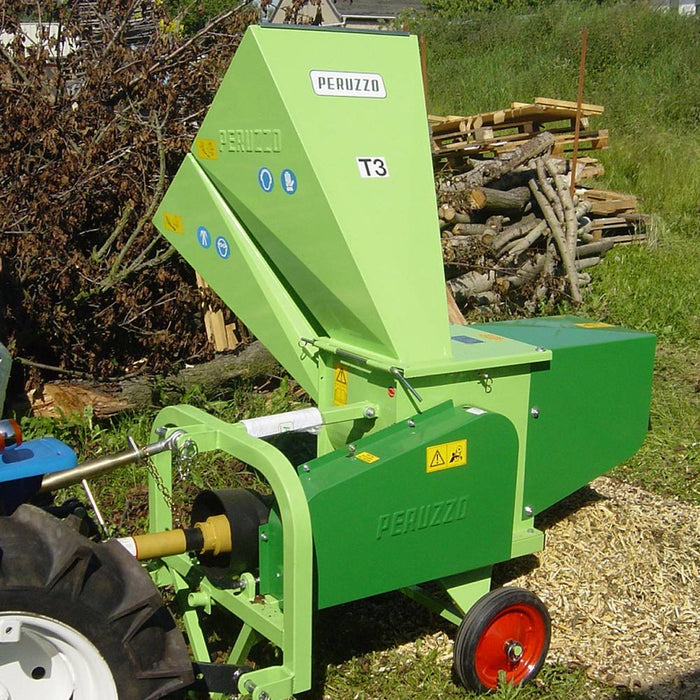 Peruzzo T3 Italian-made wood chipper with 13 HP Honda engine and 3-1/4" chipping capacity