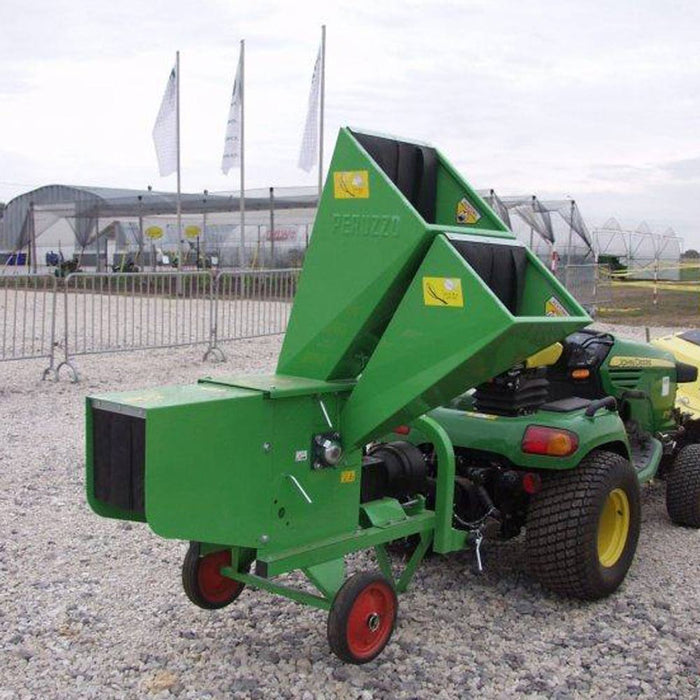 Peruzzo T3 Italian-made wood chipper with 13 HP Honda engine and 3-1/4" chipping capacity