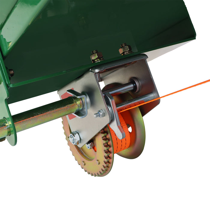 Convoyeur à bois de chauffage StanForge, moteur à essence 6,5 HP, tapis PVC de 12" de largeur, hauteur jusqu'à 10', attelage à boule de 2", SF-GFC12