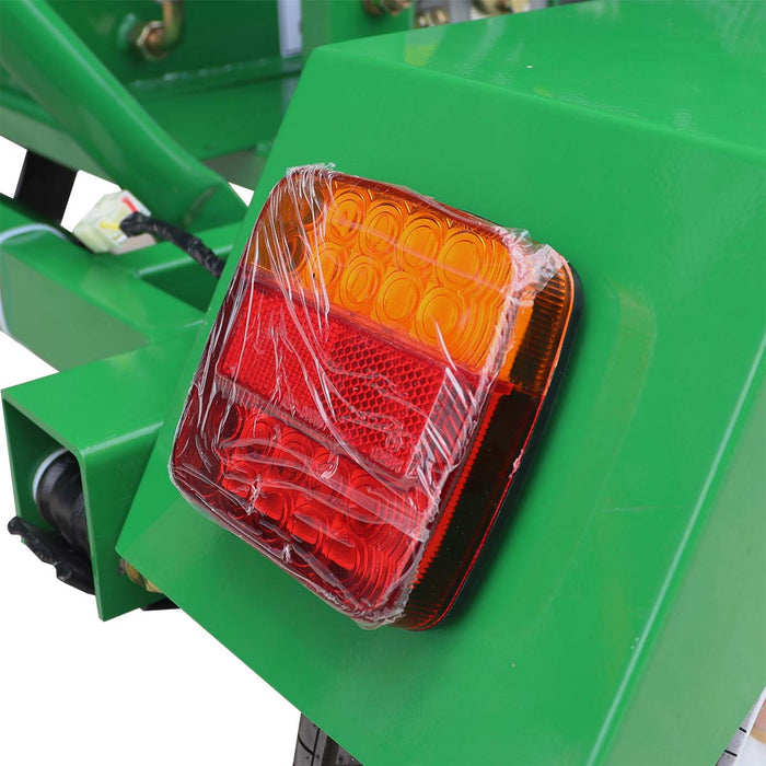 Convoyeur à bois de chauffage StanForge, moteur à essence 6,5 HP, tapis PVC de 20 po de largeur, hauteur jusqu'à 10 pi, attelage à boule de 2 po, SF-GFC20