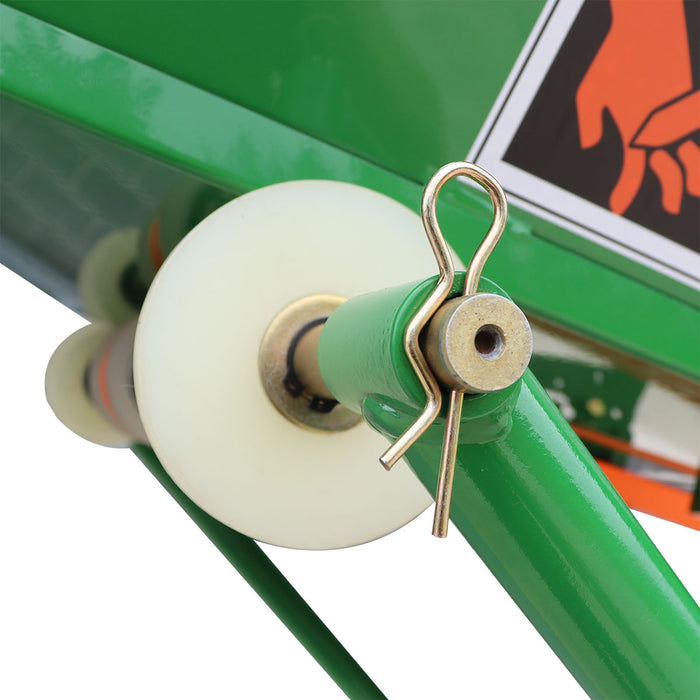 Convoyeur à bois de chauffage StanForge, moteur à essence 6,5 HP, tapis PVC de 20 po de largeur, hauteur jusqu'à 10 pi, attelage à boule de 2 po, SF-GFC20