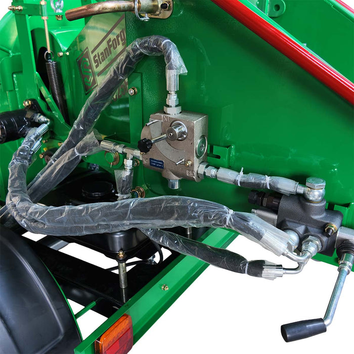 StanForge 6" Wood Chipper, 25HP V-Twin Gas Engine, Hydraulic Feeding, 2" Hitch Tow-Behind, SF-GWC25HP