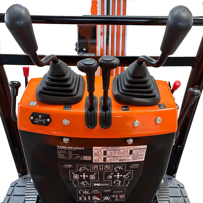 2200 LB Mini Compact Excavator, 420cc/14 HP Gas Engine, 13-¾” Bucket Width, 2765 Lb Digging Force, TMG-MVE07