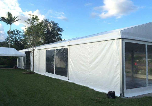 One Flight 20' x 20'