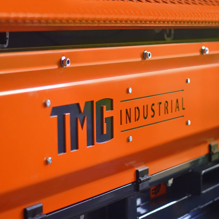 TMG Industrial 70" Tamis vibrant pour terre végétale, moteur Kohler de 5,5 HP, ressorts à lames en porte-à-faux, plate-forme de criblage à 30°, TMG-RSV70G