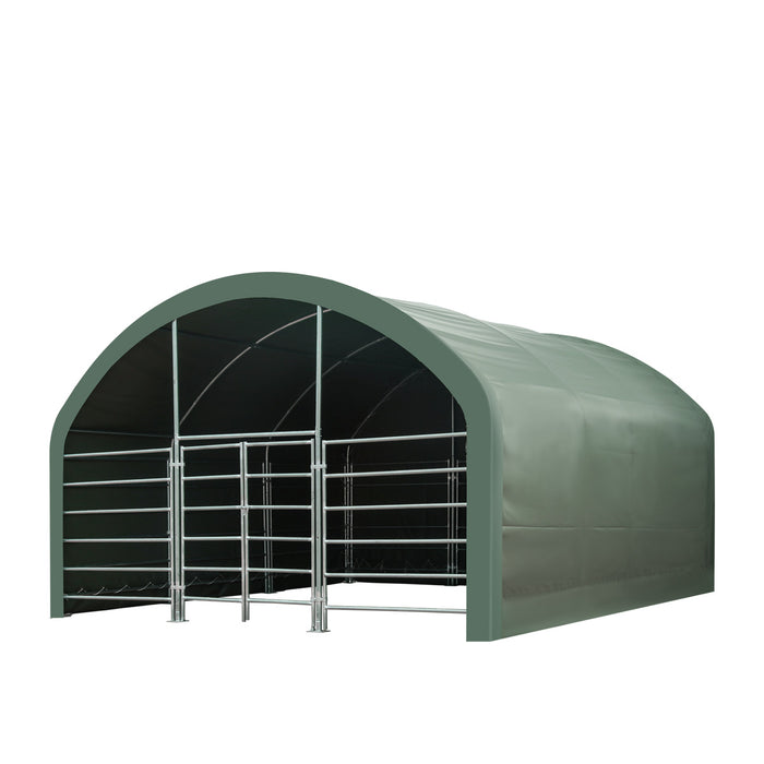 TMG Industrial 20' x 20' Abri de corral pour bétail, structure enduite de poudre, toit en dôme de 12', revêtement en tissu PVC vert militaire de 17 oz, panneaux de corral à 6 barres, porte pivotante avant de 5', TMG-ST2020L
